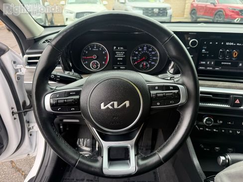 Used 2022 Kia K5 EX FWD image 16
