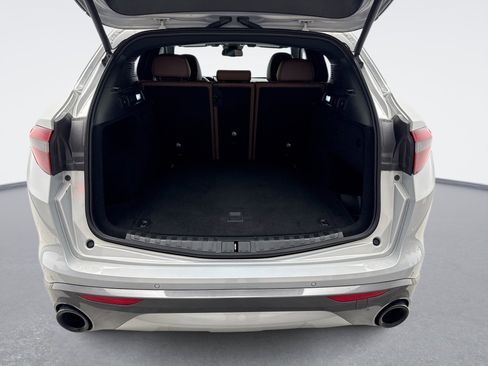 Used 2022 Alfa Romeo Stelvio Ti w/ Active Assist Plus Package image 23