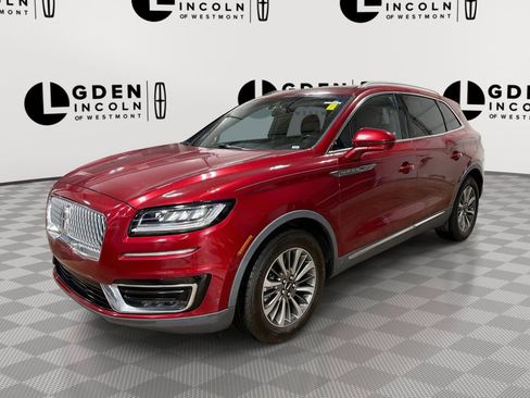 Used 2019 Lincoln Nautilus Select image 1