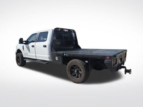 Used 2022 Ford F250 XL w/ Power Equipment Group image 5