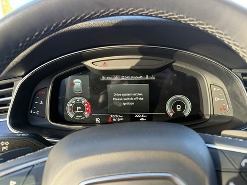 Used 2021 Audi Q8 Premium Plus image 13