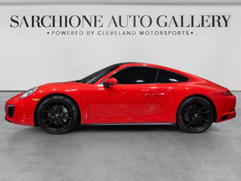 Used 2019 Porsche 911 Carrera 4 AWD/4WD image 3