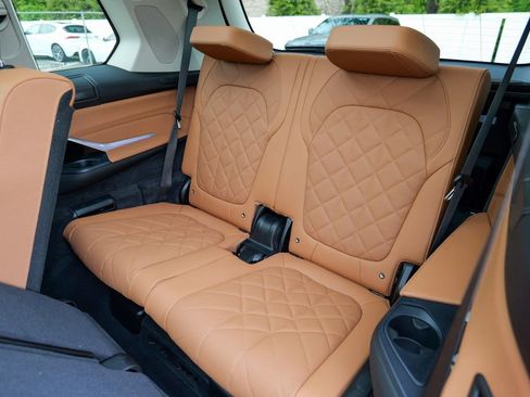 Used 2024 BMW X7 xDrive40i w/ Executive Package AWD/4WD image 31