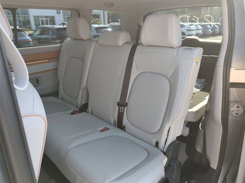 New 2025 Volkswagen ID. Buzz 1st Edition image 23