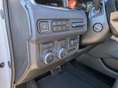 Used 2024 GMC Yukon Denali w/ Advanced Technology Package AWD/4WD image 12