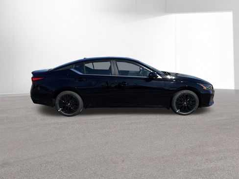 New 2026 Nissan Altima 2.5 SV w/ SV Special Edition Package FWD image 35