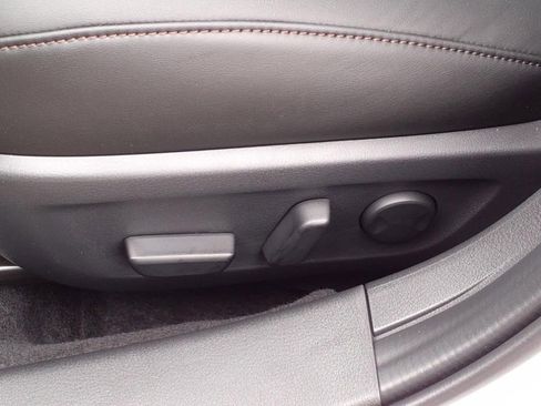 Certified 2025 MAZDA MAZDA3 s image 11