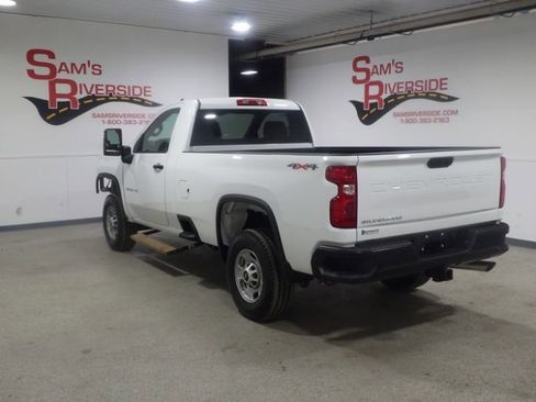 Used 2025 Chevrolet Silverado 2500 W/T w/ WT Convenience Package AWD/4WD image 2