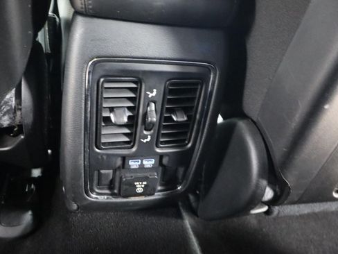 Used 2020 Jeep Grand Cherokee Limited AWD/4WD image 20