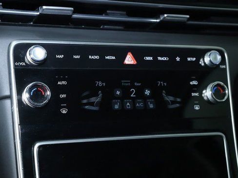 Used 2025 Genesis GV80 2.5T Standard image 26