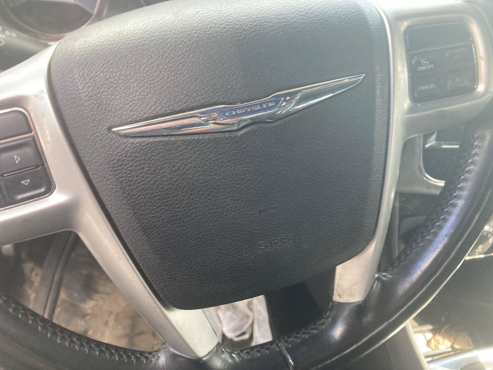 Used 2013 Chrysler 200 Limited FWD image 10