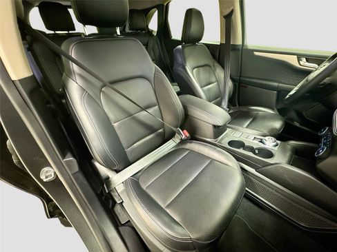 Used 2020 Ford Escape SEL image 27