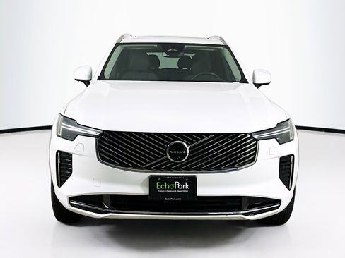 Used 2025 Volvo XC90 B5 Plus image 2