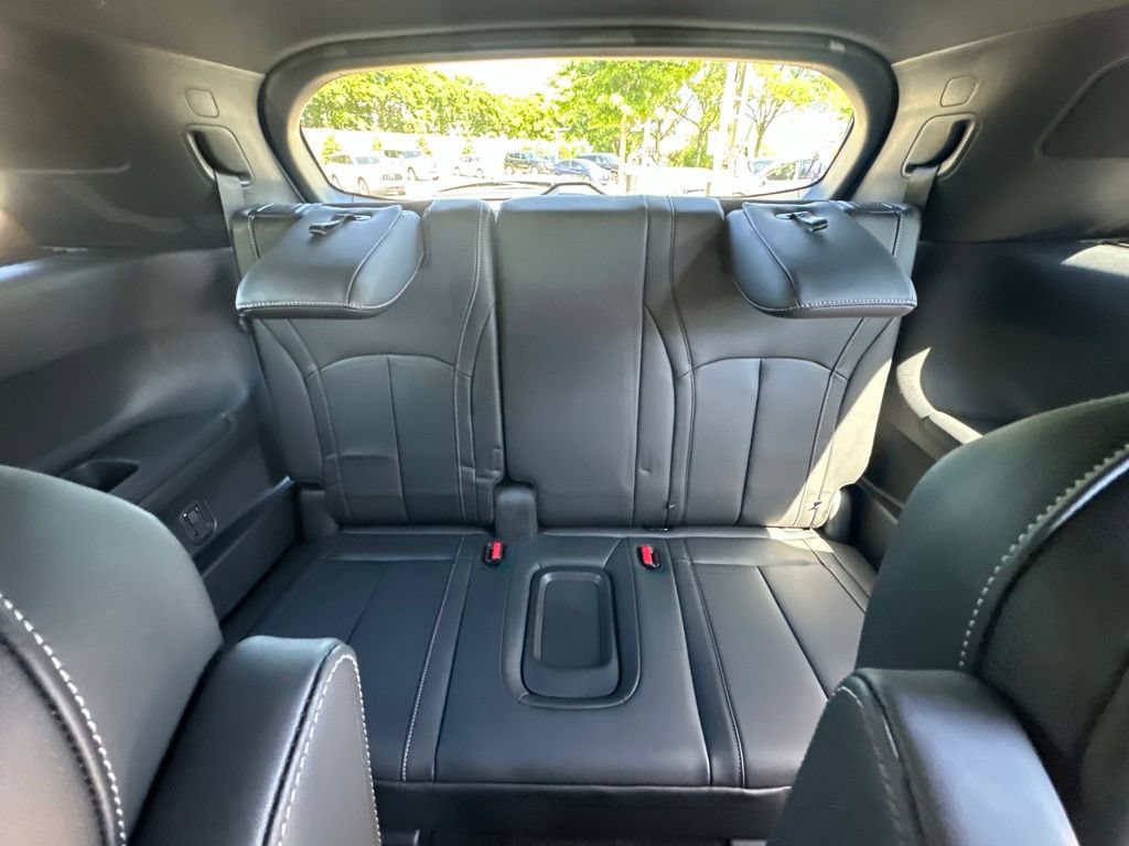 Certified 2027 INFINITI QX60 Sport w/ Dark Cargo Package AWD/4WD image 23