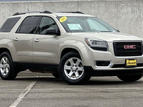 Used 2015 GMC Acadia SLE FWD image 2