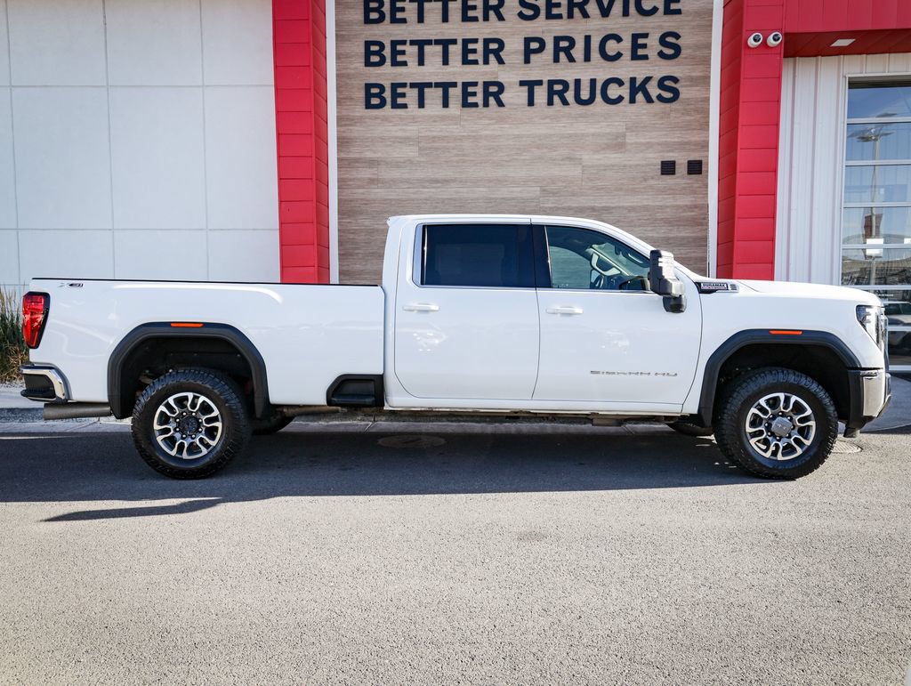 Used 2024 GMC Sierra 3500 SLE w/ SLE Convenience Package AWD/4WD image 2