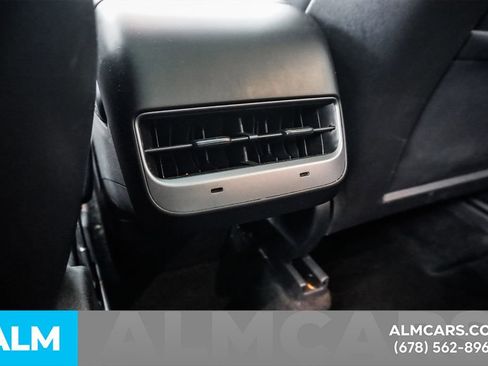 Used 2023 Tesla Model Y Performance image 52