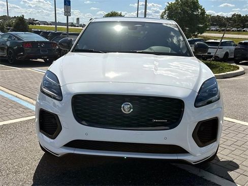 New 2024 Jaguar E-PACE R-Dynamic SE image 10