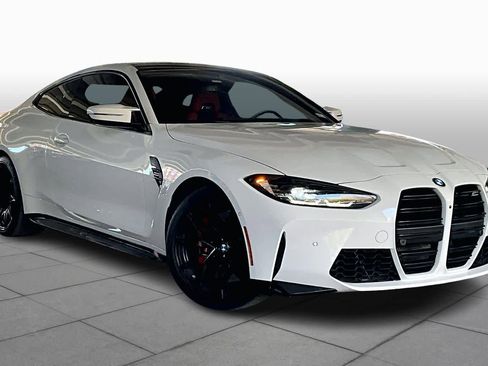 Used 2024 BMW M4 Competition w/ Executive Package image 2