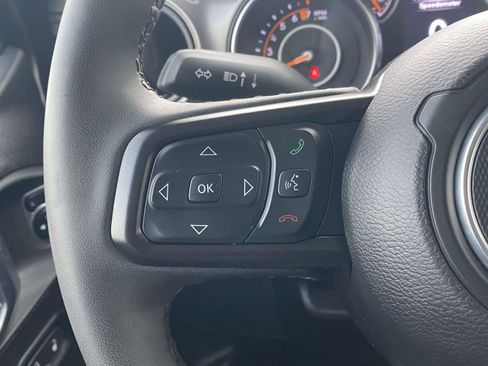 Used 2023 Jeep Gladiator Sport image 20