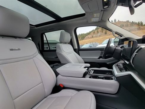 Used 2025 Ford Expedition Max Platinum image 60