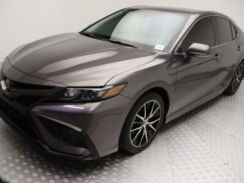 Certified 2023 Toyota Camry SE FWD image 2