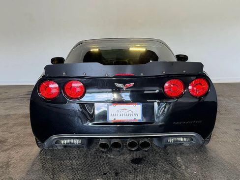 Used 2005 Chevrolet Corvette Coupe RWD image 5