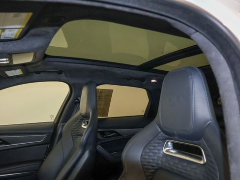 Used 2021 Jaguar F-PACE SVR image 12