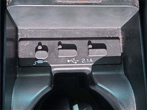 Used 2023 Toyota GR86 Base image 25