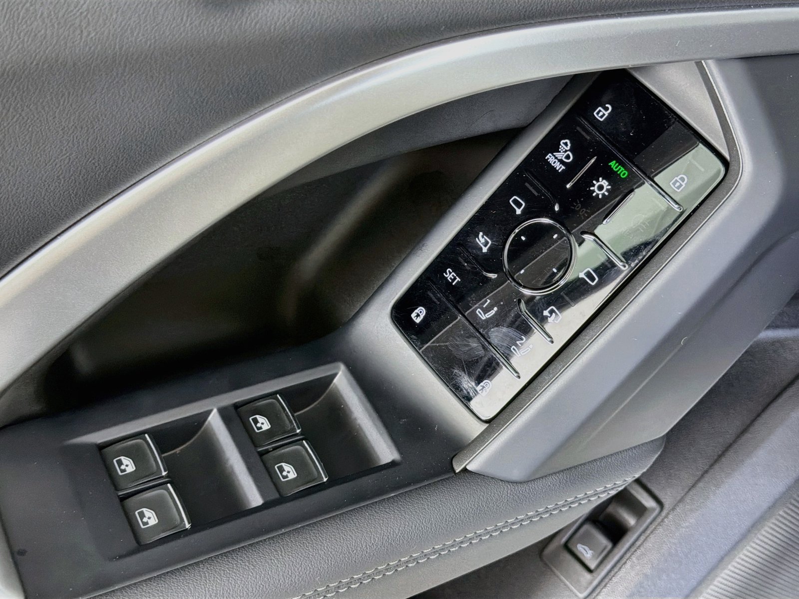 Certified 2025 Audi Q5 Premium w/ Premium Plus AWD/4WD image 17