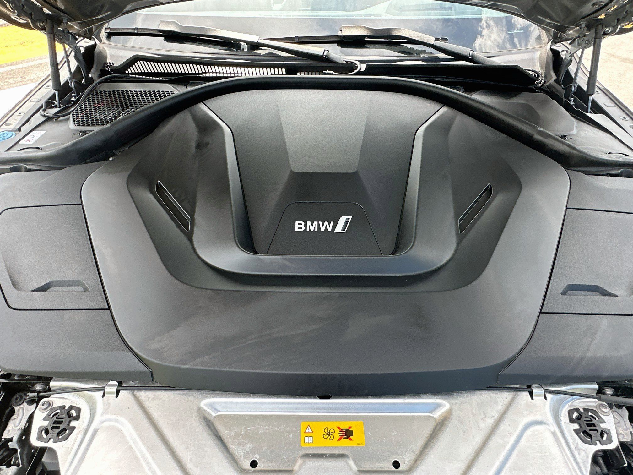 Certified 2023 BMW i4 eDrive40 RWD image 31