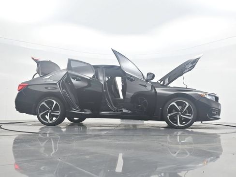 Used 2020 Honda Accord LX image 42