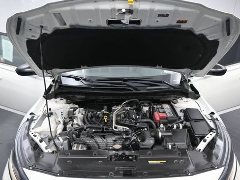 Used 2023 Nissan Altima 2.5 SR FWD image 39