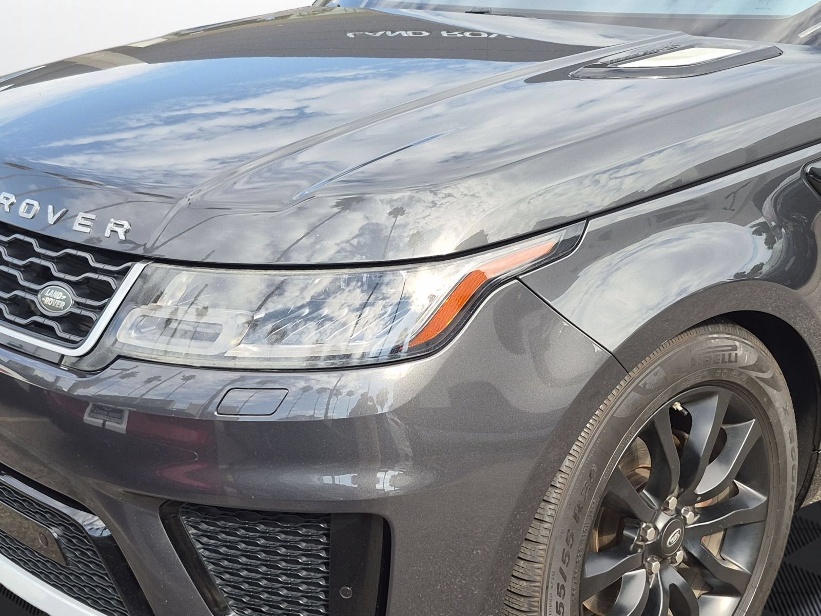 Used 2019 Land Rover Range Rover Sport HSE AWD/4WD image 10
