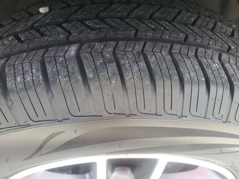 Used 2021 Jeep Grand Cherokee Limited AWD/4WD image 4