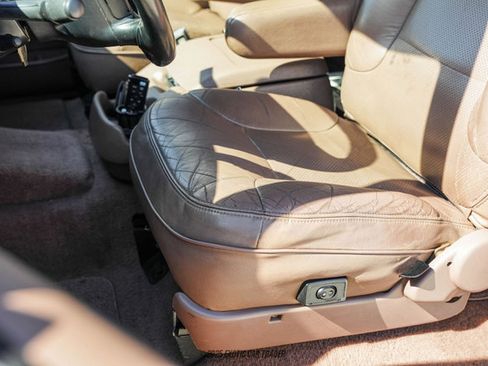 Used 1995 Ford Bronco Eddie Bauer image 35