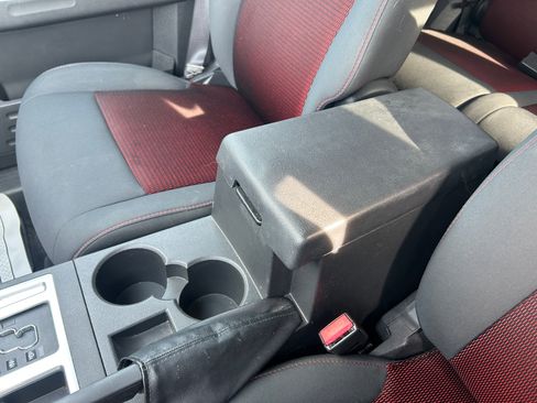 Used 2011 Dodge Nitro Detonator w/ Chrome Accents Group image 21