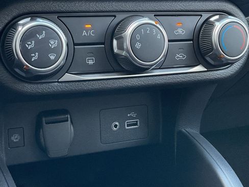 New 2025 Nissan Versa SV w/ Trunk Package image 29