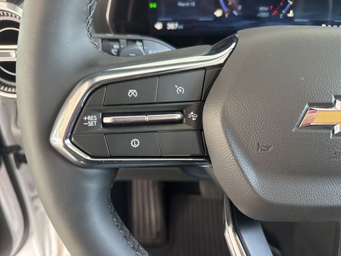 New 2026 Chevrolet Equinox LT w/ Convenience Package II FWD image 21