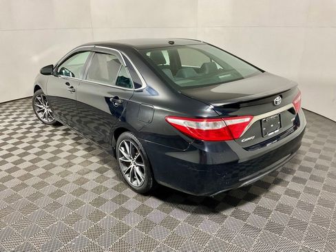 Used 2015 Toyota Camry XSE w/ Moonroof Package image 12