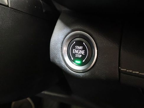 Used 2023 Buick Envision Preferred image 17