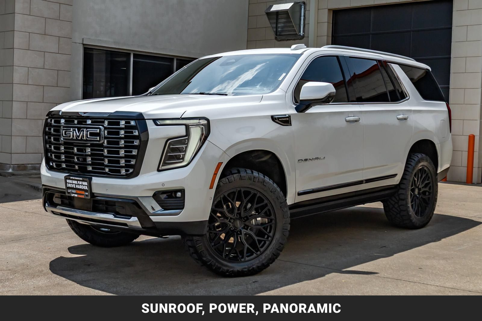 Used 2025 GMC Yukon Denali Ultimate AWD/4WD image 5