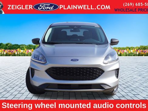 Used 2022 Ford Escape SE w/ Cold Weather Package image 8