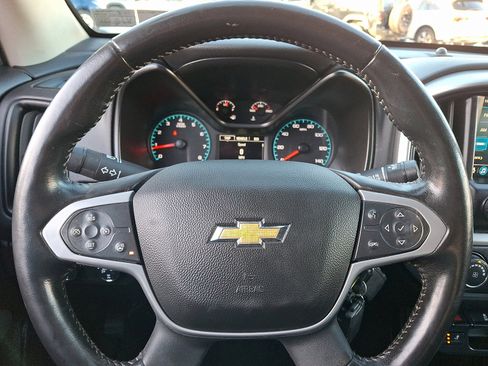 Used 2021 Chevrolet Colorado LT w/ LT Convenience Package image 19