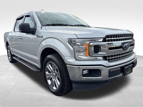 Used 2018 Ford F150 XLT w/ Equipment Group 302A Luxury RWD image 7