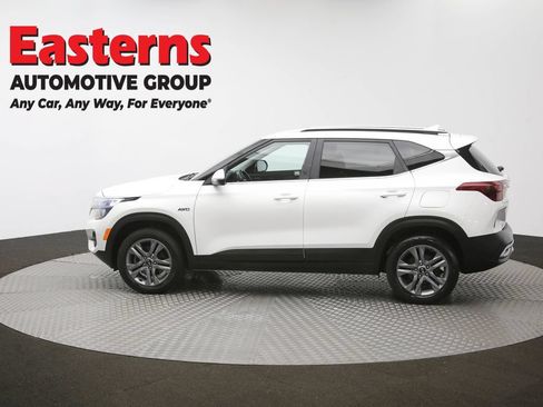 Used 2021 Kia Seltos S AWD/4WD image 59