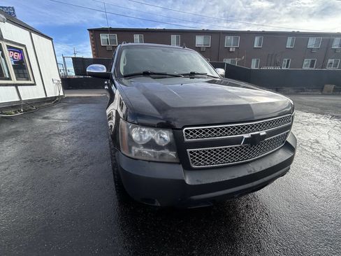 Used 2009 Chevrolet Avalanche LTZ AWD/4WD image 11