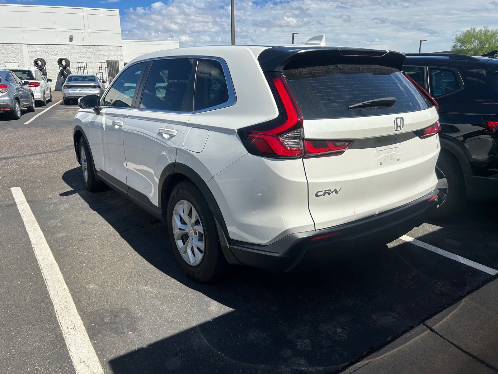 Used 2024 Honda CR-V LX image 3