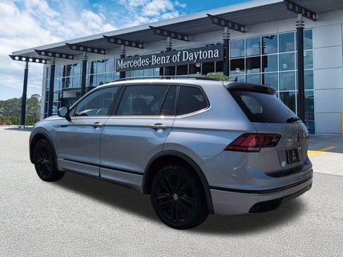 Used 2022 Volkswagen Tiguan SE R-Line FWD image 5