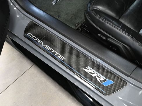 Used 2010 Chevrolet Corvette ZR1 w/ Preferred Equipment Group image 16